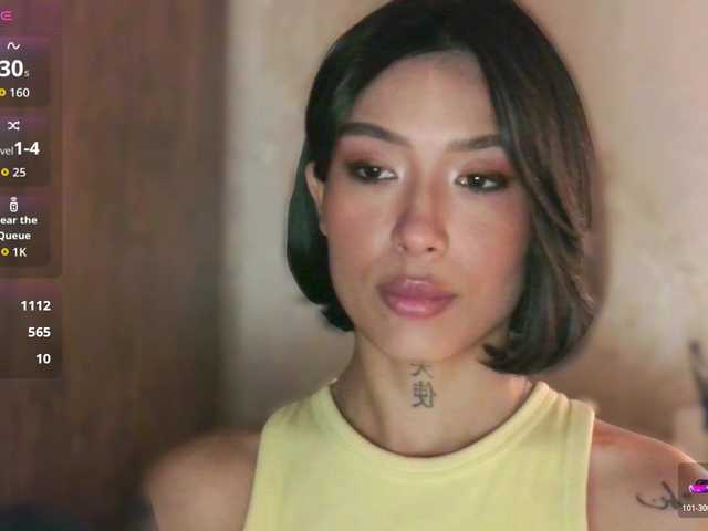 JulieTurner's BongaCams show and profile