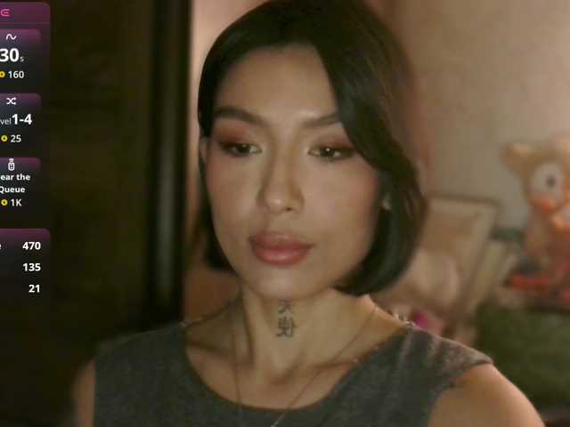 JulieTurner's BongaCams show and profile