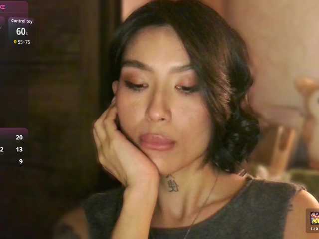 JulieTurner's BongaCams show and profile