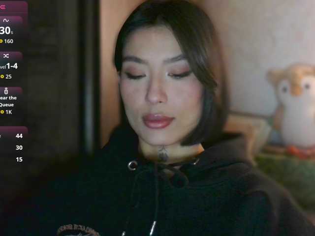 JulieTurner's BongaCams show and profile