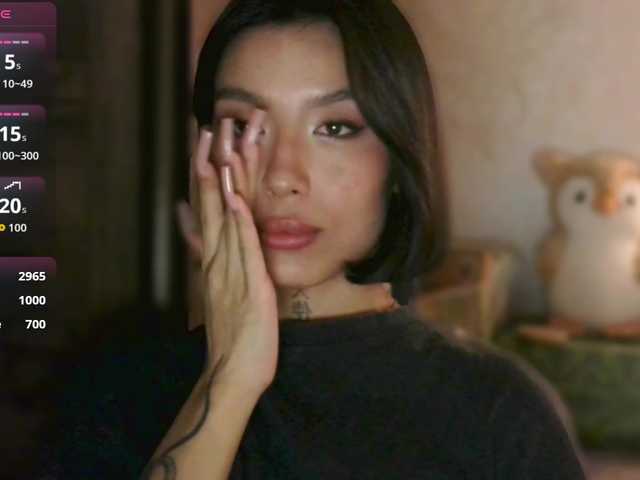 JulieTurner's BongaCams show and profile