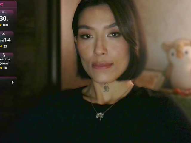 JulieTurner's BongaCams show and profile