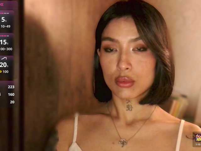 JulieTurner's BongaCams show and profile