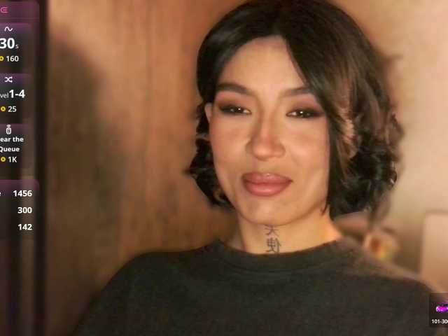 JulieTurner's BongaCams show and profile