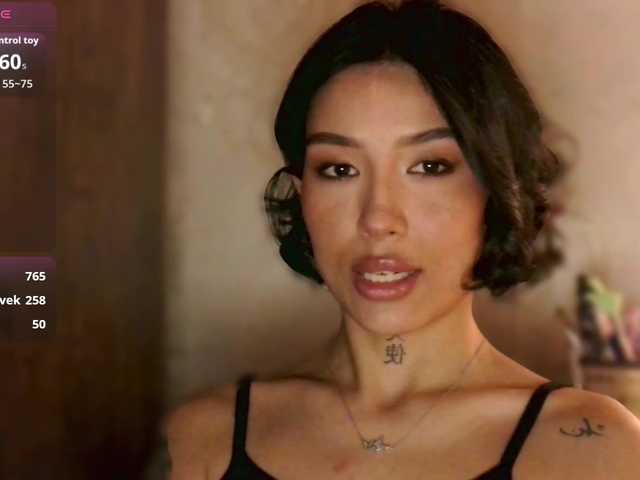 JulieTurner's BongaCams show and profile