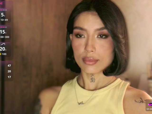 JulieTurner's BongaCams show and profile