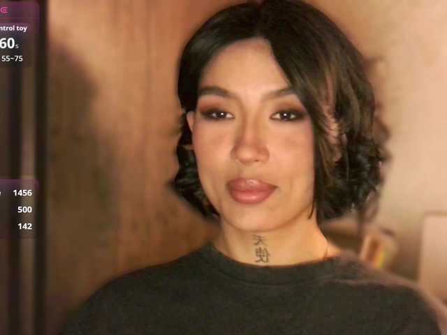 JulieTurner's BongaCams show and profile