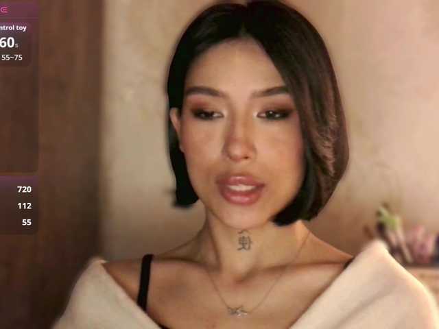 JulieTurner's BongaCams show and profile