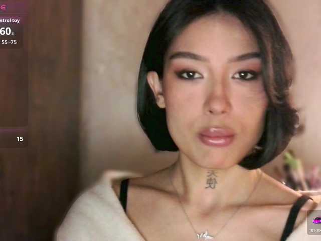 JulieTurner's BongaCams show and profile