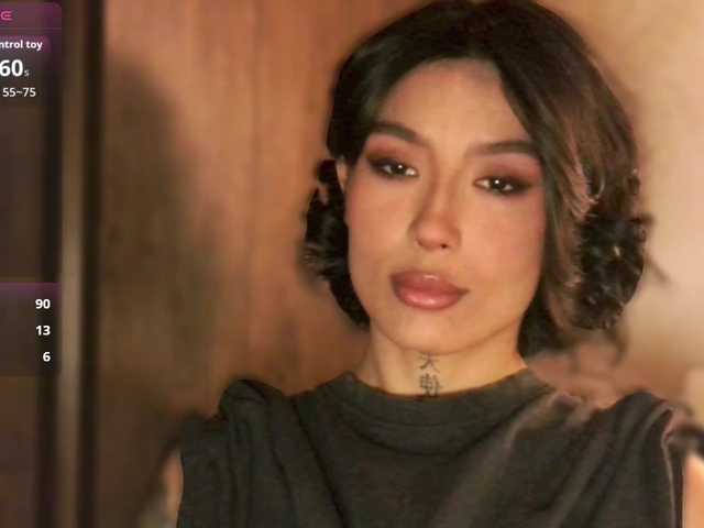 JulieTurner's BongaCams show and profile