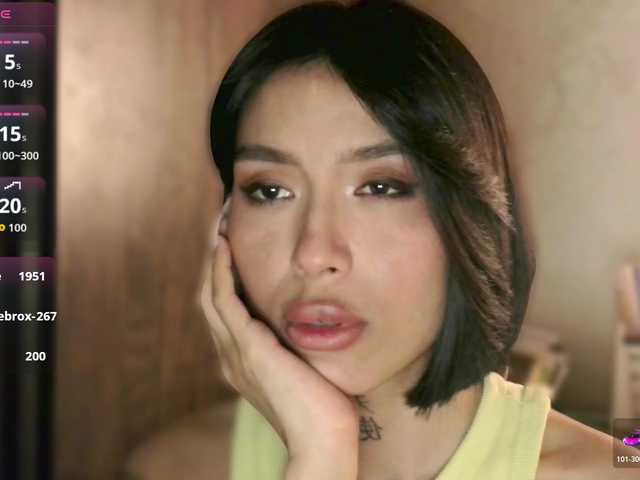 JulieTurner's BongaCams show and profile