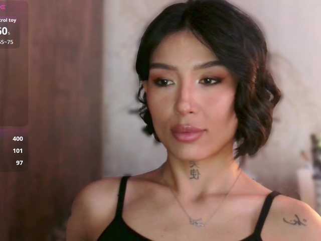 JulieTurner's BongaCams show and profile