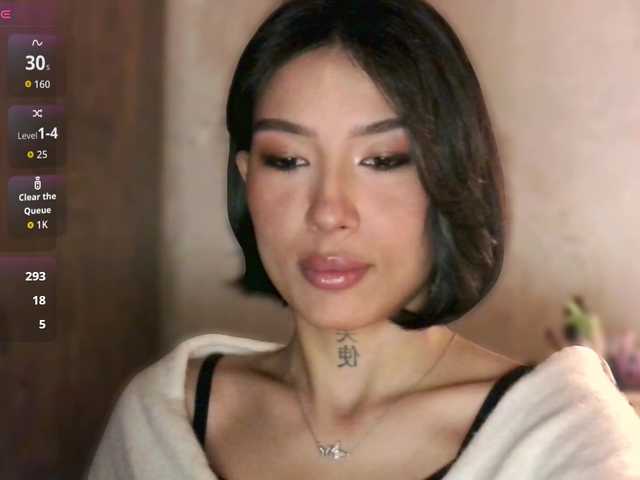 JulieTurner's BongaCams show and profile