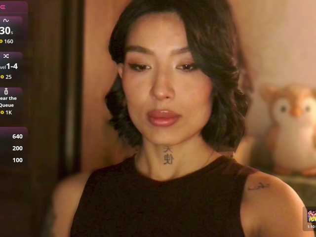 JulieTurner's BongaCams show and profile