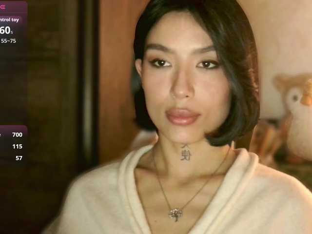 JulieTurner's BongaCams show and profile