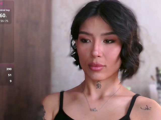 Girl-next-door webcam