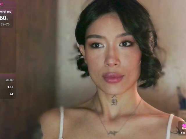 JulieTurner's BongaCams show and profile