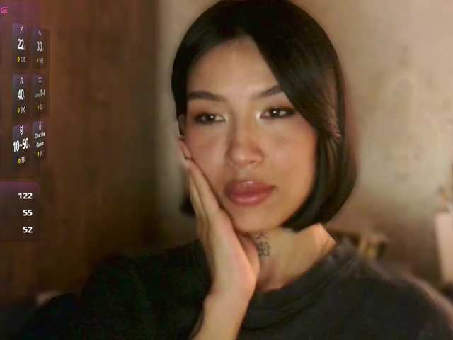 JulieTurner's BongaCams show and profile