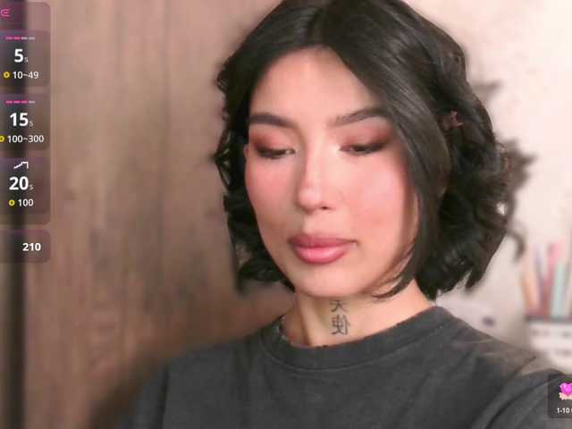 JulieTurner live cam