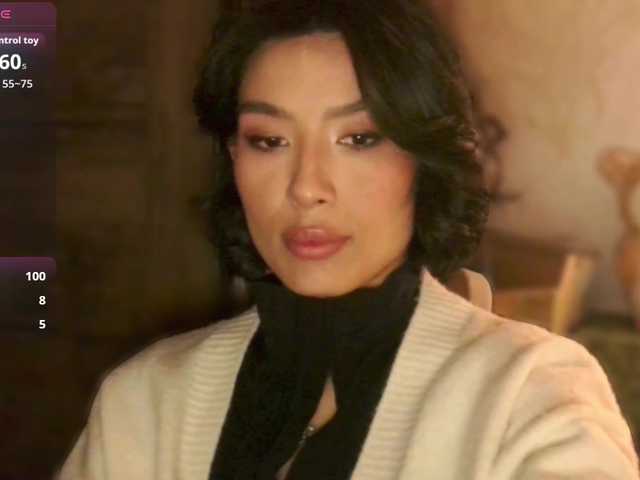 JulieTurner's BongaCams show and profile