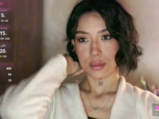 JulieTurner's BongaCams show and profile