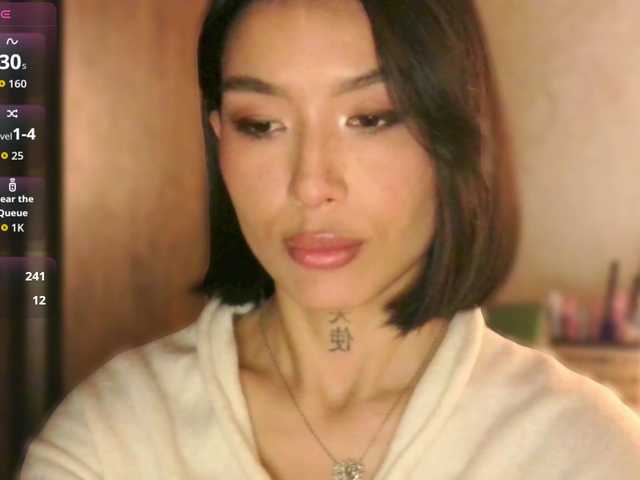 JulieTurner's BongaCams show and profile