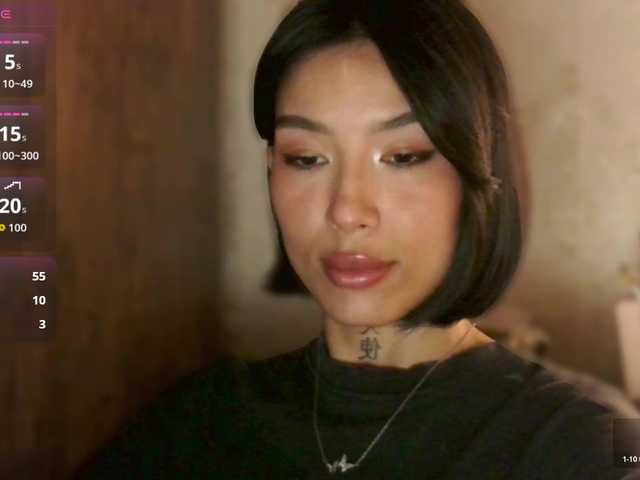 JulieTurner's BongaCams show and profile