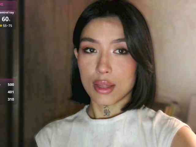 Girl-next-door webcam