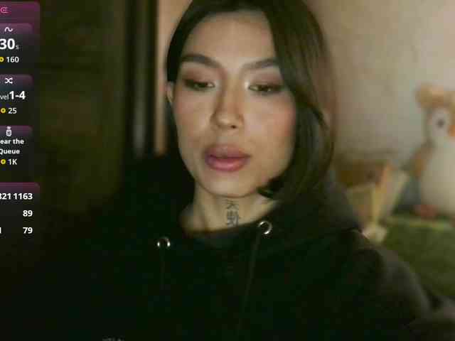 Girl-next-door webcam