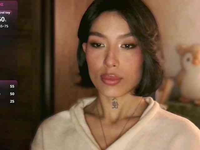 Girl-next-door webcam