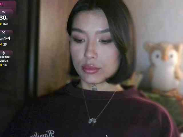 Girl-next-door webcam