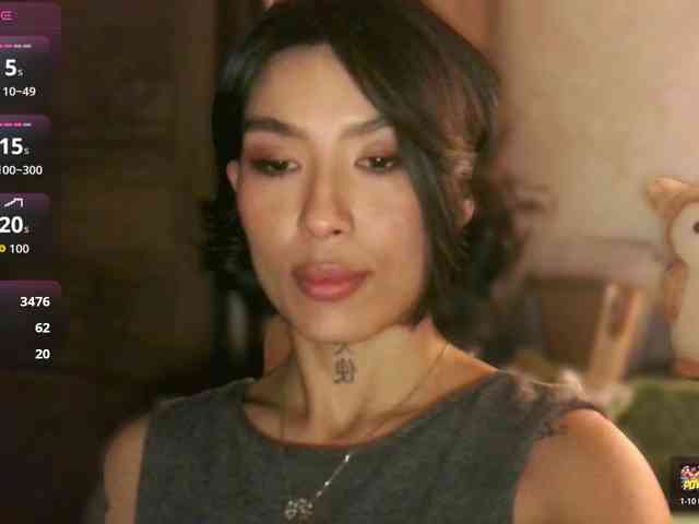 Girl-next-door webcam