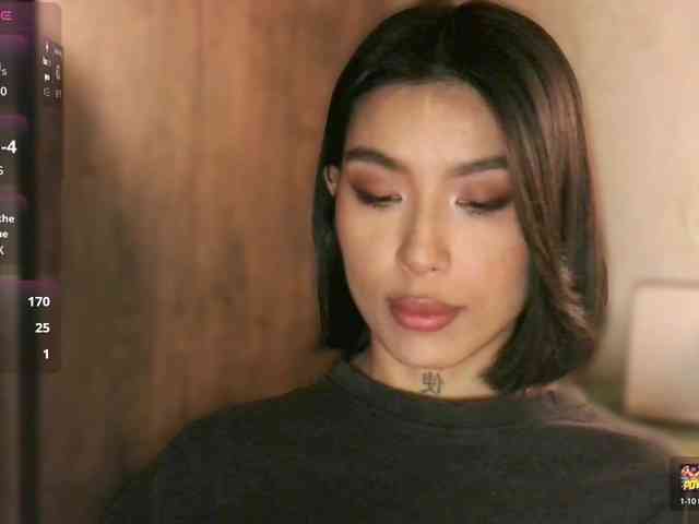 Girl-next-door webcam