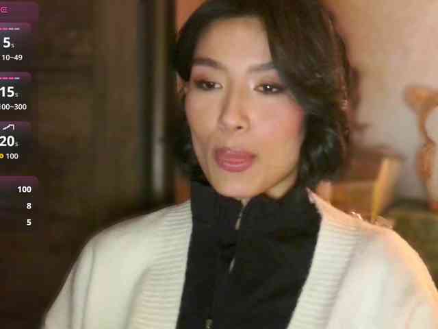 Girl-next-door webcam