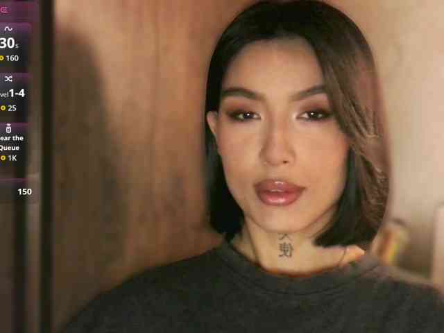 Girl-next-door webcam