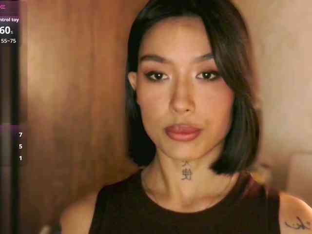 Girl-next-door webcam