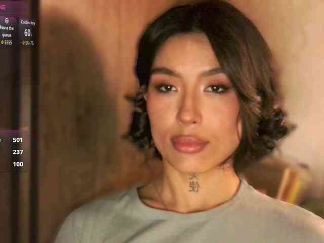 Girl-next-door webcam