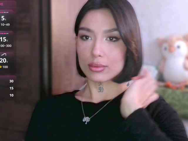 Girl-next-door webcam