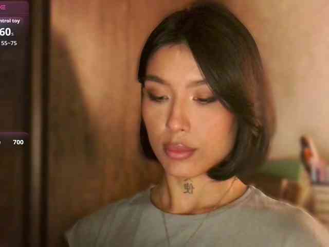 Girl-next-door webcam