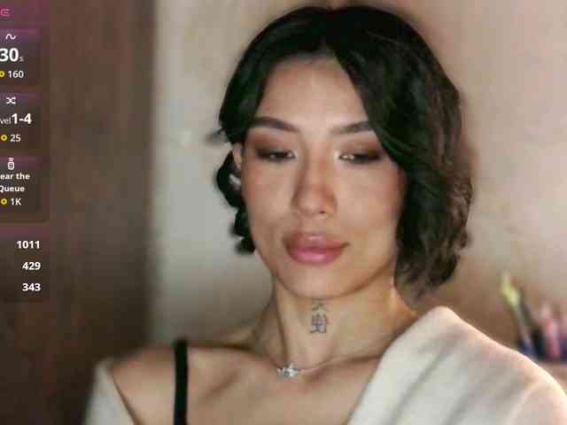 Girl-next-door webcam