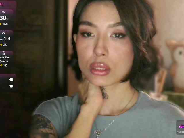 Girl-next-door webcam