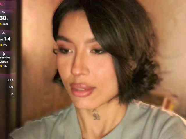 Girl-next-door webcam