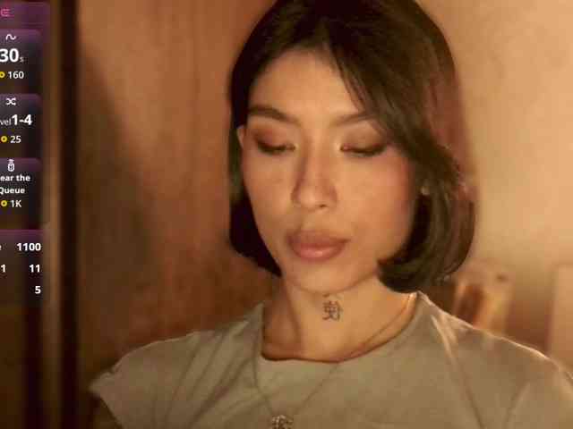 Girl-next-door webcam