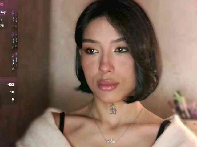 Girl-next-door webcam