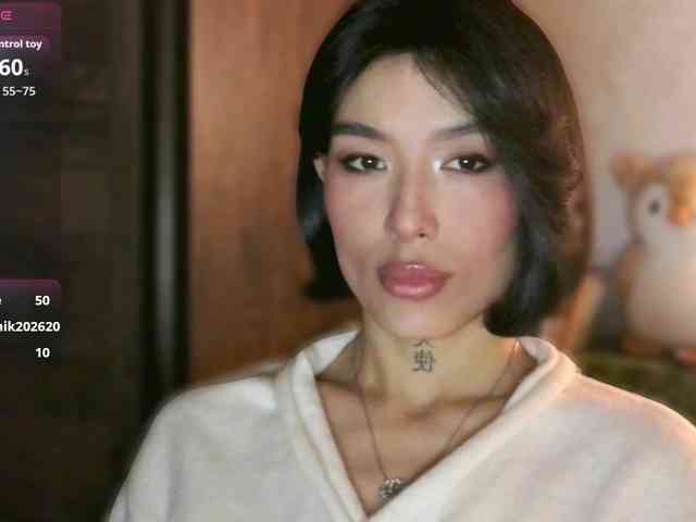 Girl-next-door webcam