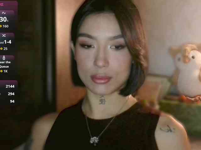 Girl-next-door webcam