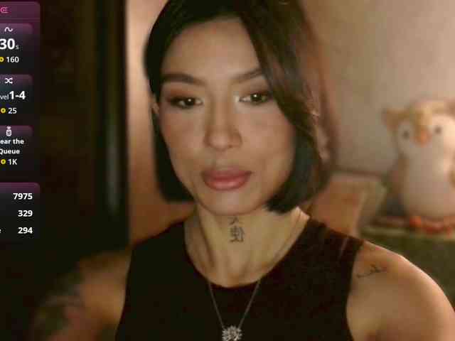 Girl-next-door webcam