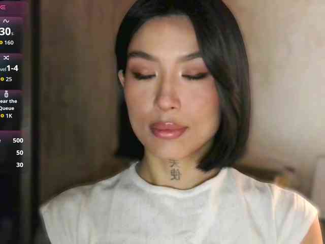 Girl-next-door webcam