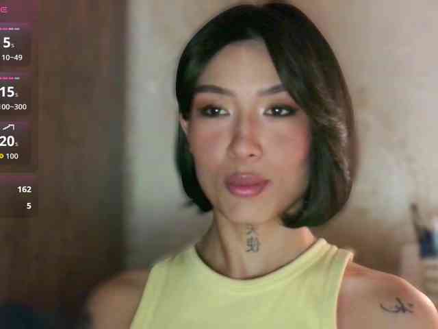 Girl-next-door webcam