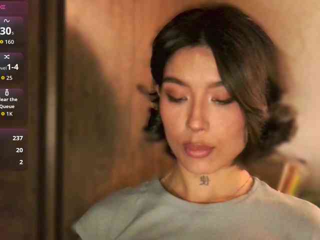 Girl-next-door webcam